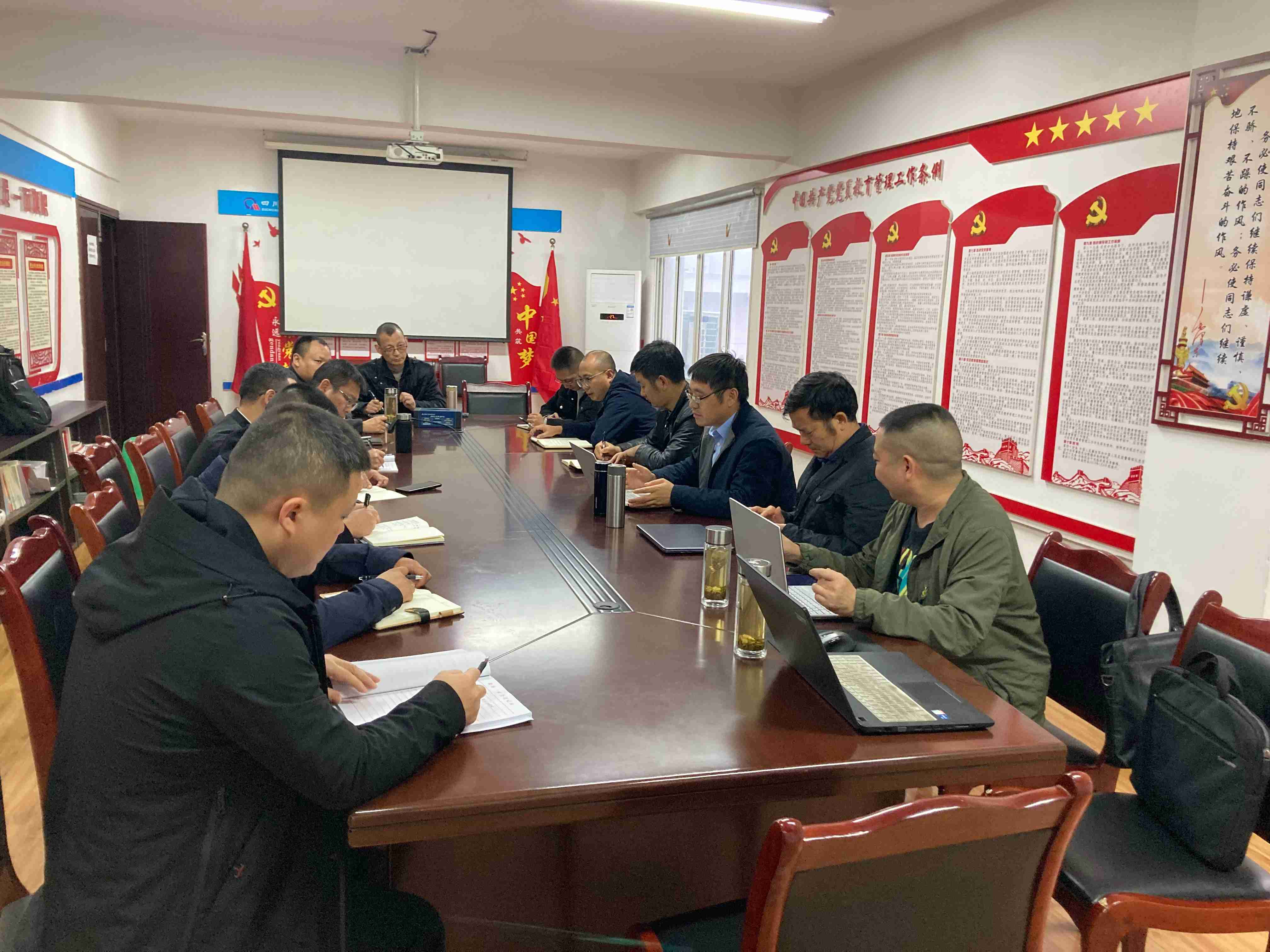 我司专家受泸州市应急管理局委托参与开展叙永一矿煤业公司四季度体检执法检查